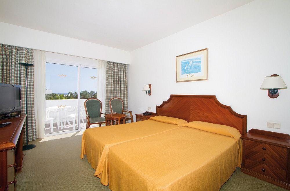 Hotel Relaxia Olivina Puerto del Carmen  Esterno foto